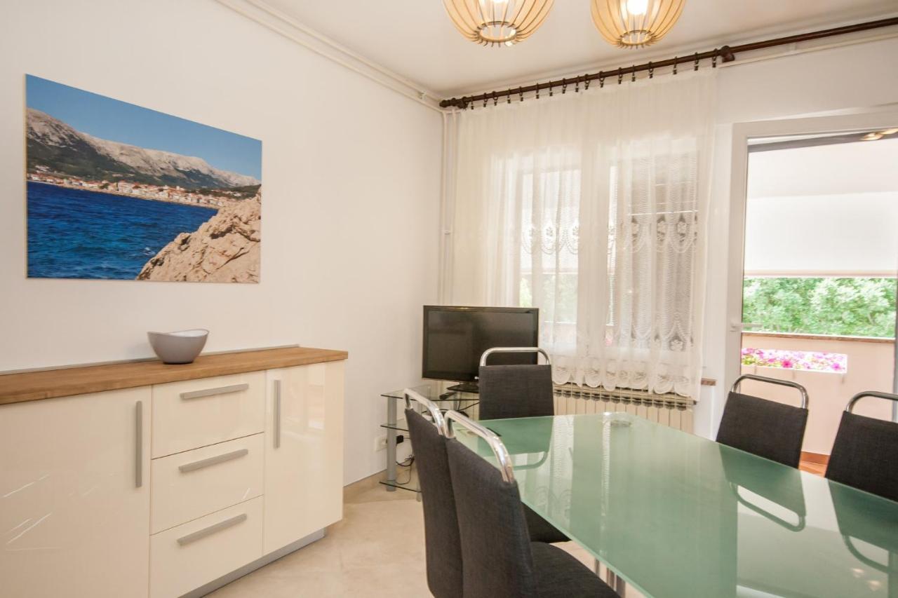 Apartments Surfinia Baška Buitenkant foto