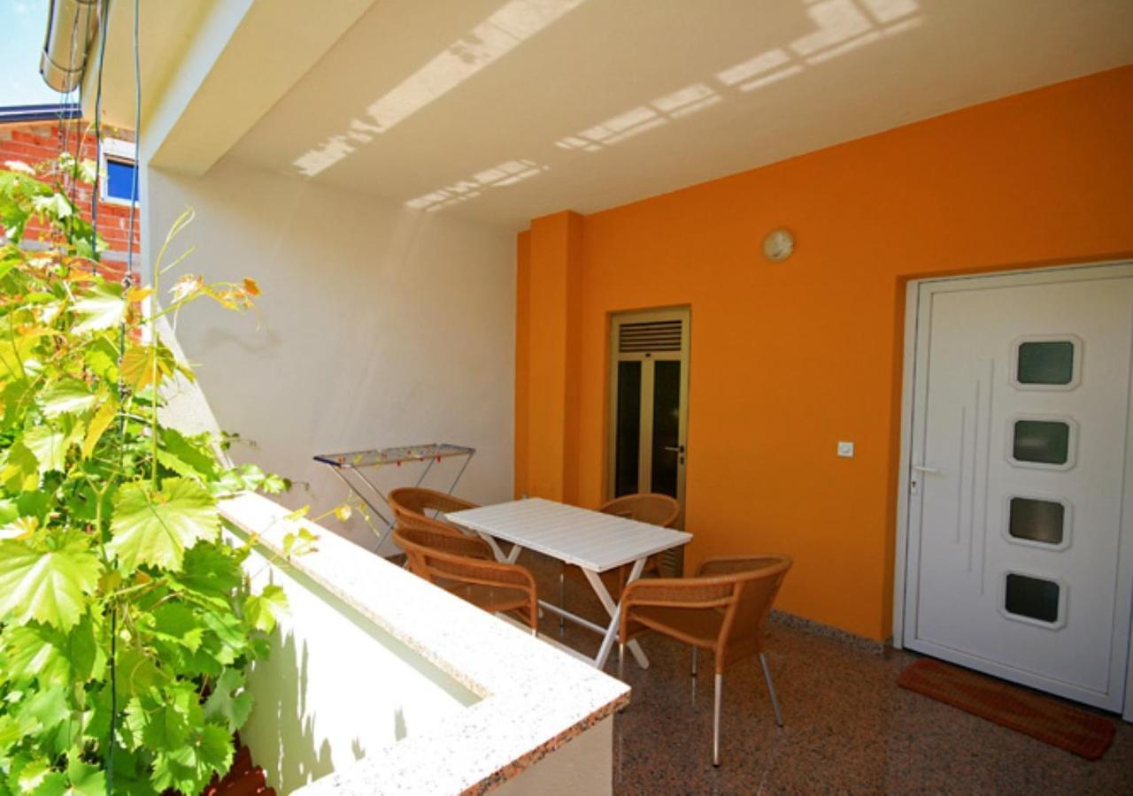 Apartments Surfinia Baška Buitenkant foto
